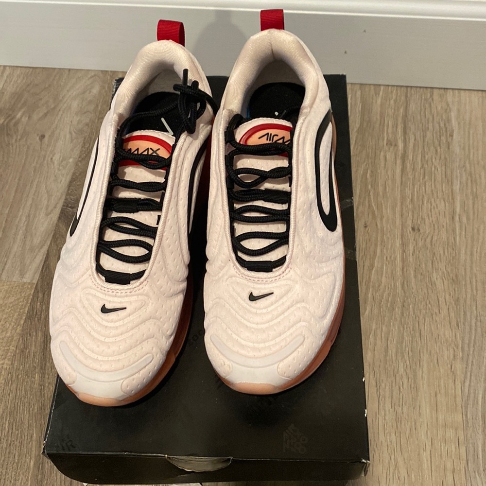 Nike air max 720 - women’s